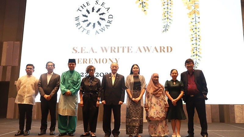 Vietnamese writers win SEA Write Award